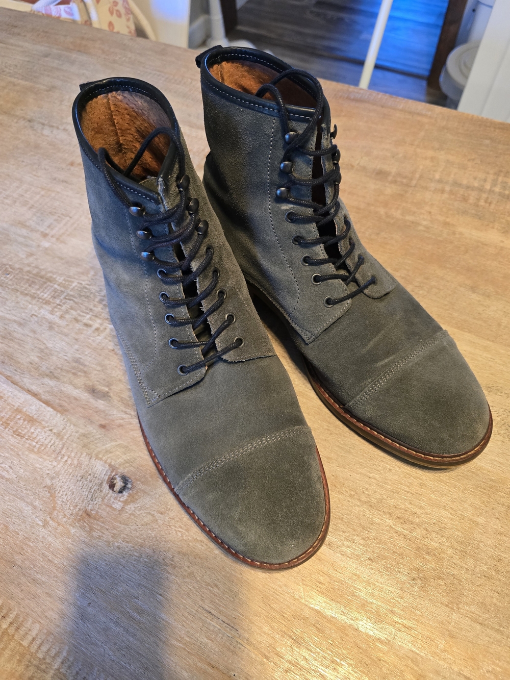 The Bar Men's Gray Suede Cap-Toe Lace-Up Boots
